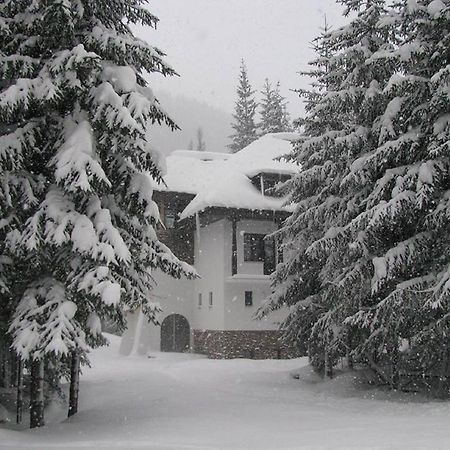 Hanul Haiducilor Obarsia Lotrului Exterior foto