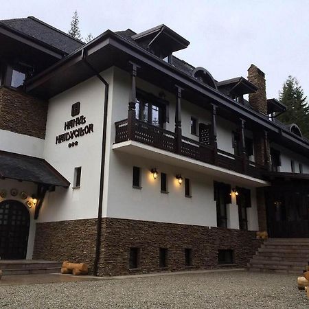 Hanul Haiducilor Obarsia Lotrului Exterior foto