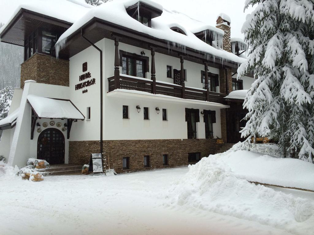 Hanul Haiducilor Obarsia Lotrului Exterior foto
