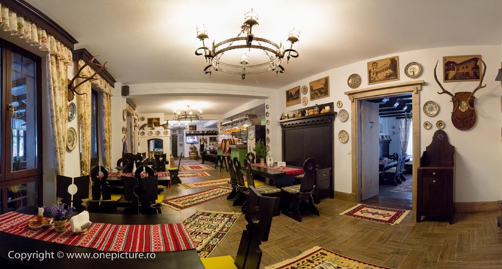 Hanul Haiducilor Obarsia Lotrului Exterior foto